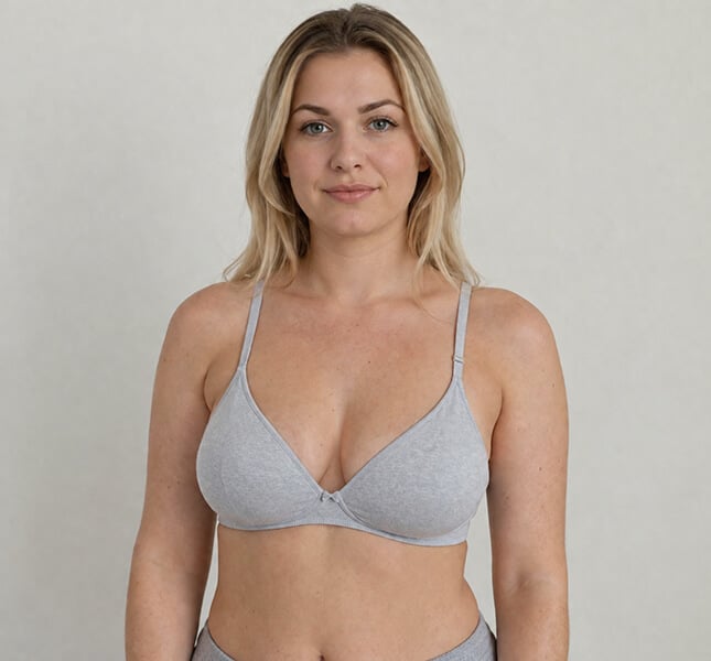 Breast Reduction Surgery In Delhi - Dr Rajat Gupta - RG Aesthetics - Cosmetic Plastic Surgeon